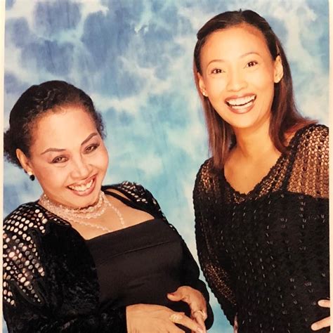Jaya remembers late mother Elizabeth Ramsey .